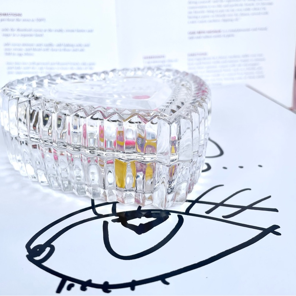 Heart Shape Glass Scalloped Edge Detail Pill Jewelry Box